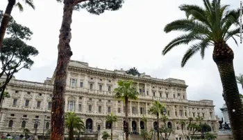 Masturbación pública no es un crimen, dice Corte Suprema de Italia