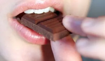 ¿Cuáles son los beneficios saludables de comer chocolate?