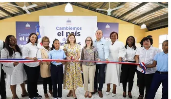 Vice Raquel Peña inaugura escuela y Caipi en Santo Domingo Norte