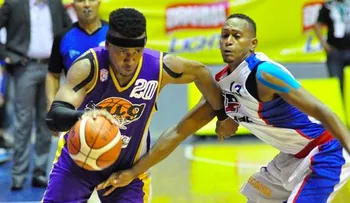 Ramírez y Fortuna guían al GUG a su primera victoria