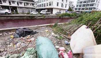 El río chino que se transformó en "sangre" sin explicación