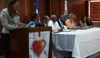 Instituciones exhortan a sociedad a donar sangre