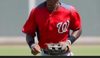 Nacionales suben a Rafael Bautista y se convierte en el dominicano 694 en jugar Grandes Ligas