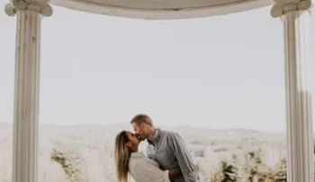 Los besos descargan erotismo y atracción sexual; cómo enamorarlo con tus besos