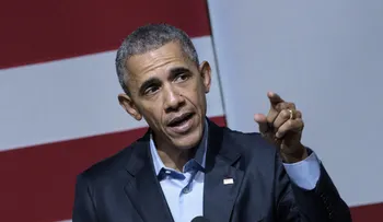 Obama dice que Estados Unidos logró "contener" a ISIS