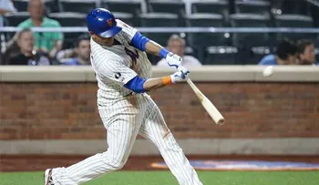 Con jonrón de Lagares, Mets vencen a Bravos 