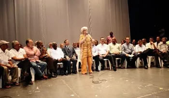 Organizaciones crean frente opositor al Gobierno