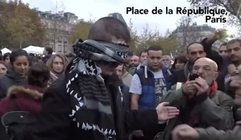 Musulmán a los parisinos: â??No soy terrorista. Abrázame si confías en míâ?