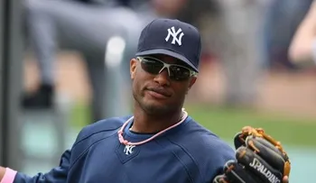 Seattle calla sobre acuerdo con Robinson Canó