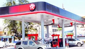 Rebajan RD$4.00 a precios gasolinas; el gasoil regular baja RD$3.00 y el óptimo RD$2.00