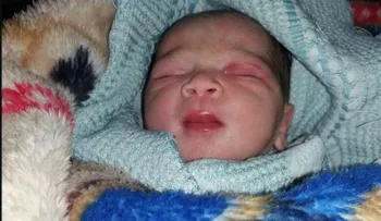 Esta es la primera niña en nacer entre los evacuados de Aleppo