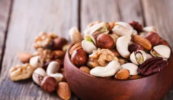 Recomiendan comer menos carnes y más nueces para preservar el planeta