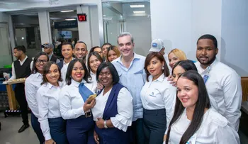 Presidente Abinader inaugura inaugura tres obras en Bonao y una  en Villa Altagracia