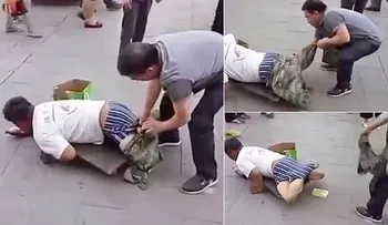 Desenmascaran hombre fingió no tener piernas para pedir dinero (VIDEO)