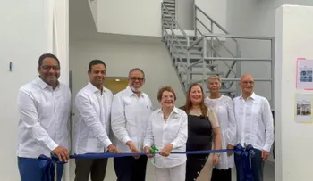 APES y ENAPSOR inauguran centro audiológico y de terapia integral para personas sordas