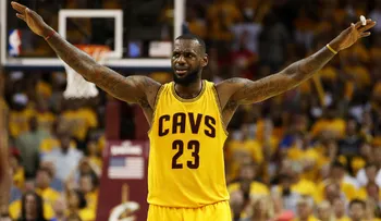 Lebron James vive noche “mágica” y Leonard se convierte en la nueva estrella