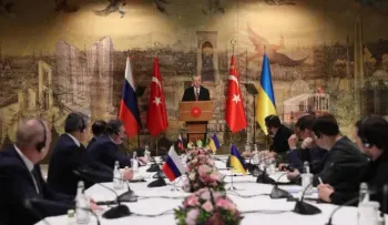 Rusia y Ucrania inician ronda de negociaciones presenciales en Turquía