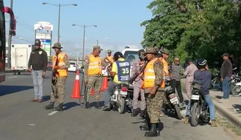 Por disposición de Danilo, lanzan militares y policías a las calles para combatir la delincuencia