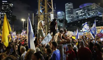 Familiares de  rehenes convocan nuevo día de protestas en Israel