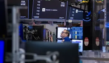 Acciones de American Eagle se disparan un 24 % tras polémicos comentarios de Trump