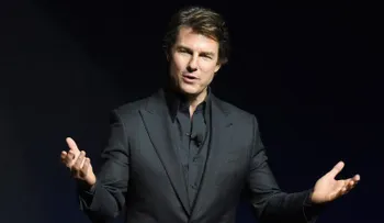 ¿Qué se hizo Tom Cruise en la cara?