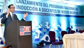 Navarro lanza sistema nacional de inducción a docentes de nuevo ingreso