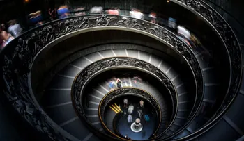 ¡No te marees! Conoce las escaleras de caracol más espectaculares del mundo
