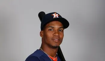 Escogido adquiere a Jimmy Paredes en un cambio con los Gigantes