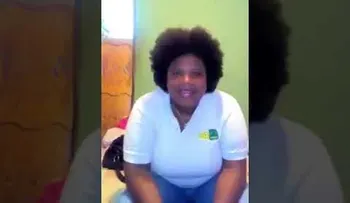 Empleada de la OMSA denuncia le exigen quitarse el afro