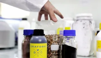 Químico asegura haber creado detergente repelente del Aedes Aegypt