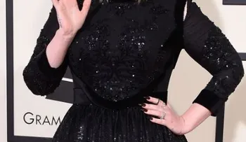Adele rechaza actuar en el descanso del Superbowl 2017