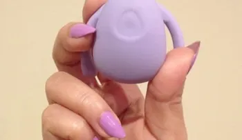 El vibrador que se comercializa a dos colores 