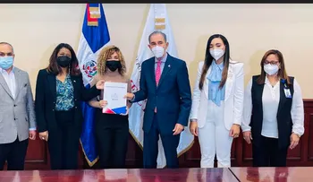 MESCYT envía 300 becados a México, España, Reino Unido, Suiza e Italia para cursar maestrías