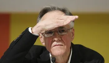 Vallejo dice Dios es la explicación del bobo y la Biblia una colección de textos inmorales