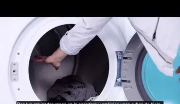 Con 6 cubos de hielo no tiene que planchar la ropa: prueba... (VIDEO)