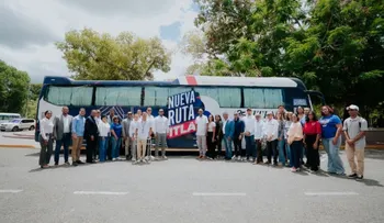 ITLA inaugura tres nuevas rutas de transporte estudiantil