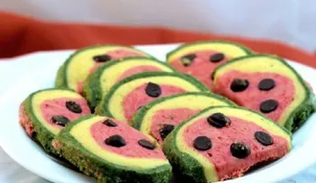 Merienda imperdible: Galletas con forma de patilla (Receta) 