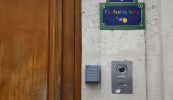 Francia va 'con todo' para cobrarle impuestos a Google
