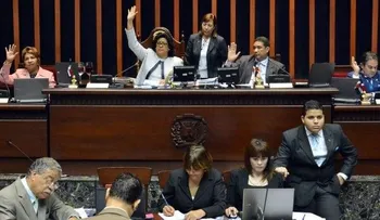 Senado convoca a sesión; sería conocido el proyecto de reforma 