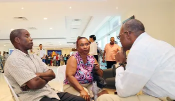 Alcalde SDE abre puertas del Palacio Municipal a los ciudadanos