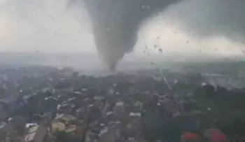 Tornado deja un muerto y 79 heridos en China