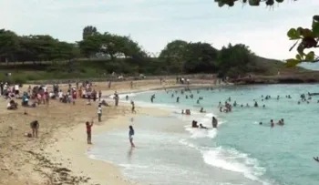 Hombre muere mientras se bañaba en playa de Puerto Plata