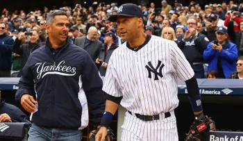 Derek Jeter y Jorge Posada tenían una relación homosexual, asegura ex empleado de los Yankis