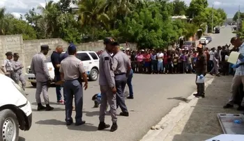 Raso mata su mujer en plena calle y luego se suicida