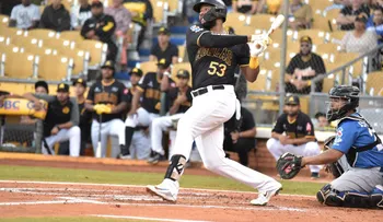 Aguilas vencen Tigres en un partido no acto para cardíaco, salen del sótano y siguen con vida 