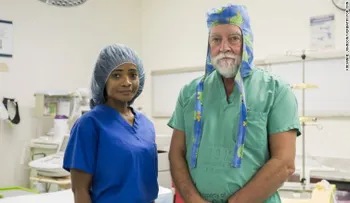 Los secretos de los doctores que separaron a los siameses McDonald