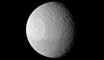 ¿Por qué los fans de Star Wars; están enloqueciendo con esta luna de Saturno?