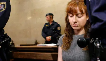 Transfieren a una española en Austria a una cárcel para hombres por ser demasiado peligrosa