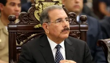 Presidente envía al Congreso proyecto otorga prórroga  para naturalización