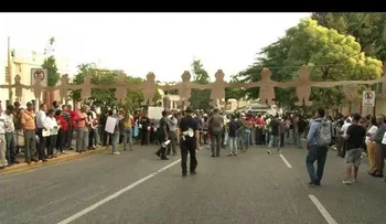 Protestan otra vez frente a OISOE